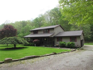 845 Piggin Run, Blandville, WV 26456