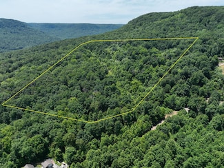 83 Dancing Fern Rd, Sequatchie, TN 37374