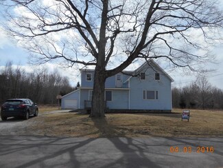 1346 Bridge Rd, North Hero, VT 05474