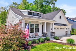 8205 Autumn Acres Dr, Rockford, MI 49341
