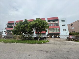 6070 W 19th Ave Unit 201, Hialeah, FL 33012