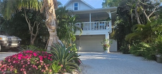 2832 Weeks Ave, Naples, FL 34112
