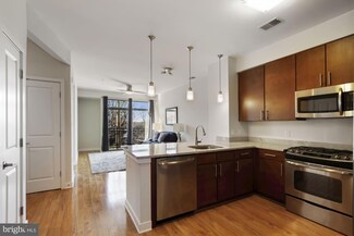 8005 13th St Unit 312, Silver Spring, MD 20910