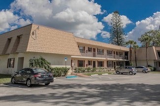 4464 Oak Terrace Dr, Greenacres, FL 33463