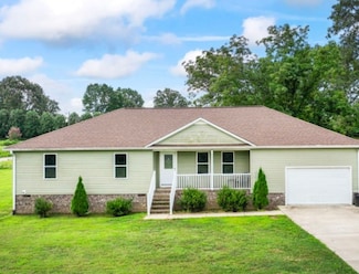 1112 Dugout Rd, Summertown, TN 38483