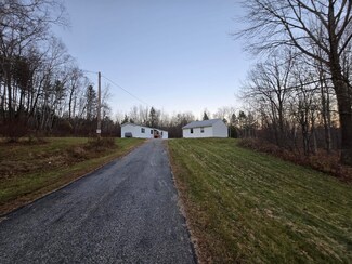 91 Rollins Ridge Rd, Dixfield, ME 04224