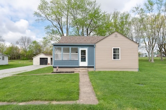 9884 S County Road 0, Clayton, IN 46118