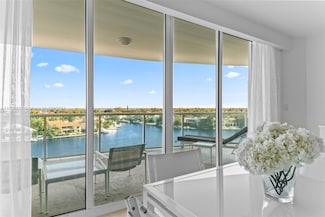 20201 E Country Club Dr Unit 706, Aventura, FL 33180