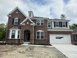 1844 Grove Park Dr, Miami Township, OH 45150