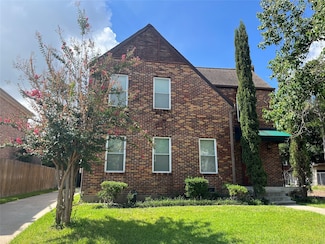 401 W Saulnier St, Houston, TX 77019