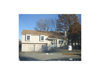 15302 W 82nd St, Lenexa, KS 66219