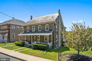 210 Main St, Green Lane, PA 18054