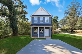 2552 Ansonia St, Winston-Salem, NC 27105