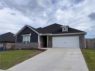 5909 SW MacAsin Ave, Bentonville, AR 72713