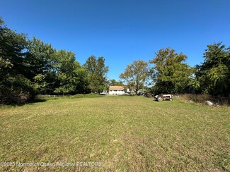 543 Bethany Rd Unit B, Holmdel, NJ 07733