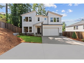 2138 Eleanor Rd, West Linn, OR 97068