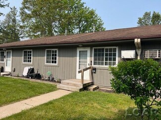 118 West St Unit B6, Hudson, MI 49247