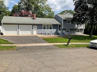 6 Bel Aire Dr, Plainville, CT 06062