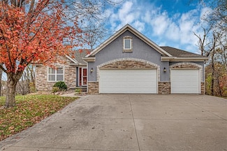 13150 Ridgeview Dr, Platte City, MO 64079