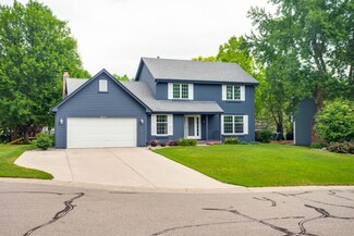 2210 Xene Ln N, Plymouth, MN 55447