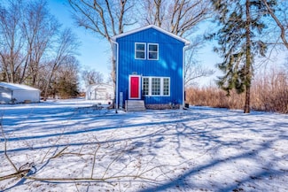 33620 S West River Rd, Wilmington, IL 60481