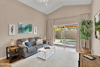 10405 N 65th Dr, Glendale, AZ 85302