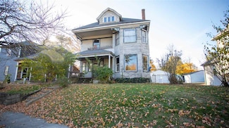 218 Brookville St, West College Corner, IN 47003