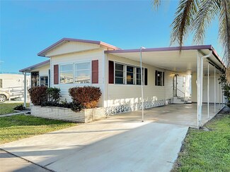 52 Edessa Dr, Palmetto, FL 34221
