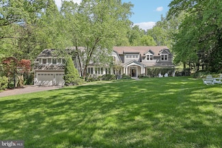 4919 Cumberland Ave, Chevy Chase, MD 20815