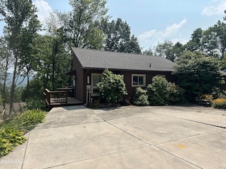 4607 Lyndale Rd, Altoona, PA 16602