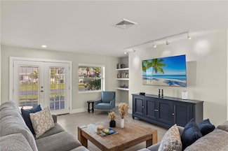 7 Crooked Ln Unit 21, Naples, FL 34112