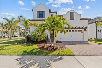 923 Seagrape Dr, Ruskin, FL 33570