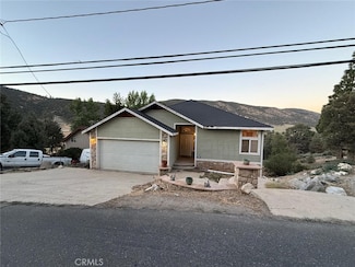 1324 Pinetree Dr, Frazier Park, CA 93225