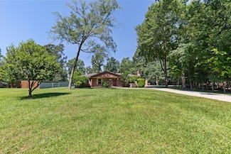 711 Weeping Willow Way, Magnolia, TX 77354
