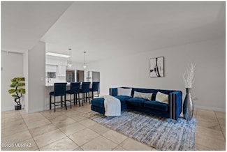8338 E Placita Prado, Tucson, AZ 85710
