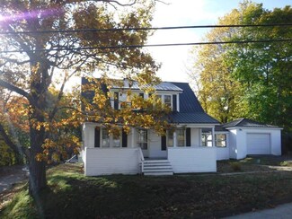 475 Linnell St, Rumford, ME 04276