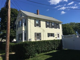 19 E Barrows St, Cumberland, RI 02864