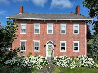 8498 Vt Route 22a, Vergennes, VT 05491