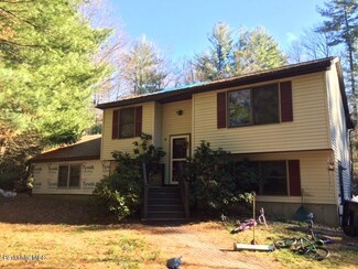 10 Richard Dr, Sheffield, MA 01222
