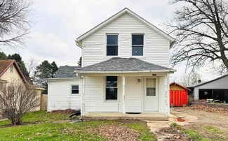206 E Welsh St, Williamsburg, IA 52361