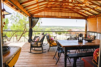 110 W Lobo Dr, Silverton, TX 79257