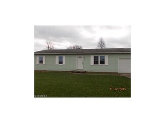 6901 Poling Dr, New Lexington, OH 43764