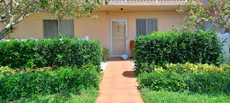 6865 Huntington Ln Unit 107, Delray Beach, FL 33446