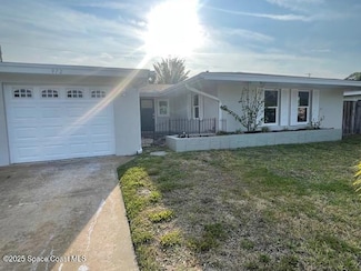 972 Brewster Ln, Rockledge, FL 32955
