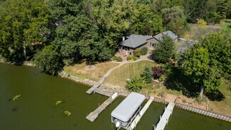 1217 Tower Ln, Cary, IL 60013