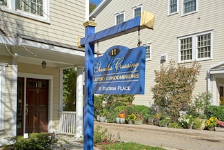 11 Station Place Unit 9, Millwood, NY 10546