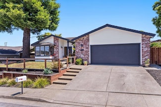 280 Briarwood Dr, Watsonville, CA 95076