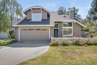 712 Newport Cir, Redwood City, CA 94065