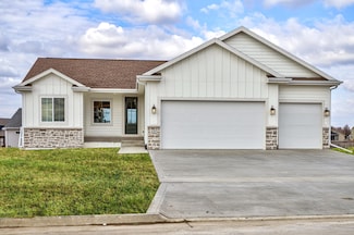 337 Cedar Dr, Gilbert, IA 50105