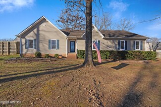 17 Carthage Rd, Jackson, TN 38305